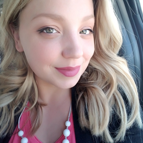 Hey it's me! Tipsy Bumblebee! 💞 - Picture 2 of 5